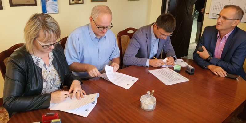 Podpisanie umowy na kanalizację Grabkowa i Krajkowa